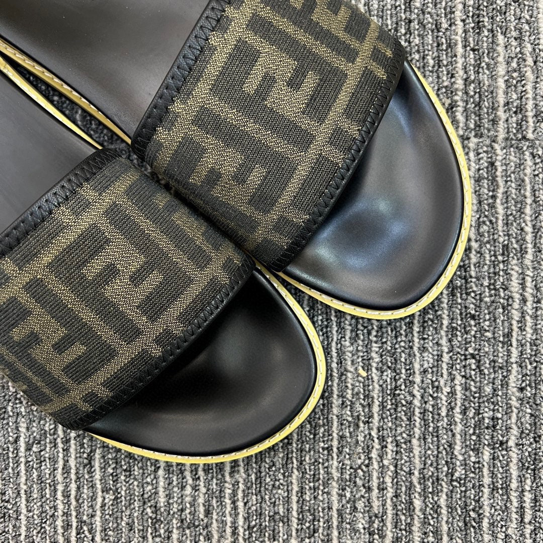 Z5XF105 Popular Slippers
