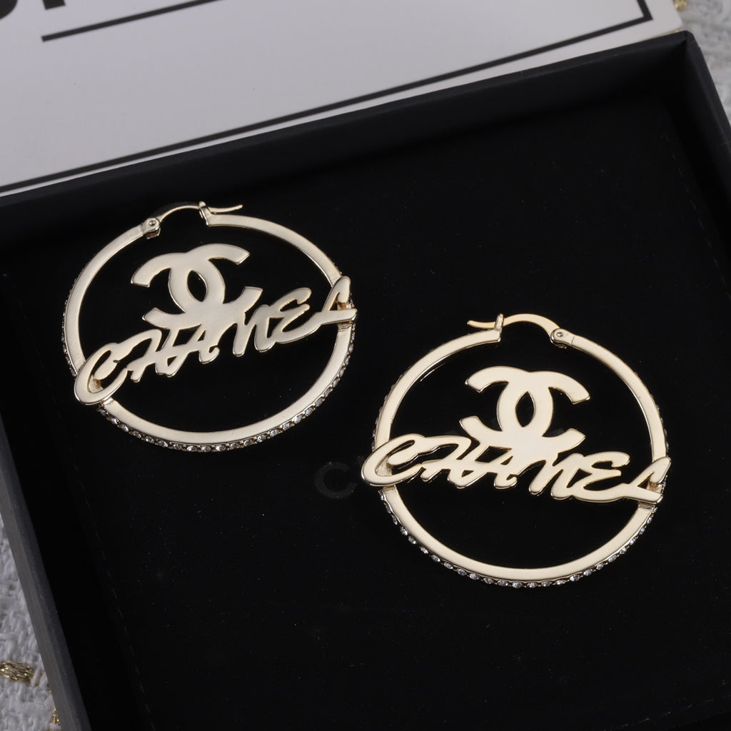 X1Z94C1008E Popular Earrings