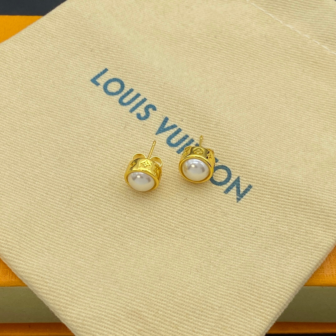 X1Z94E1022E Popular Earrings