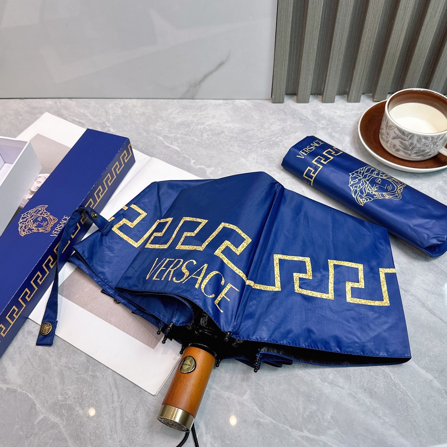J1R85V110 Popular UV resistant umbrella