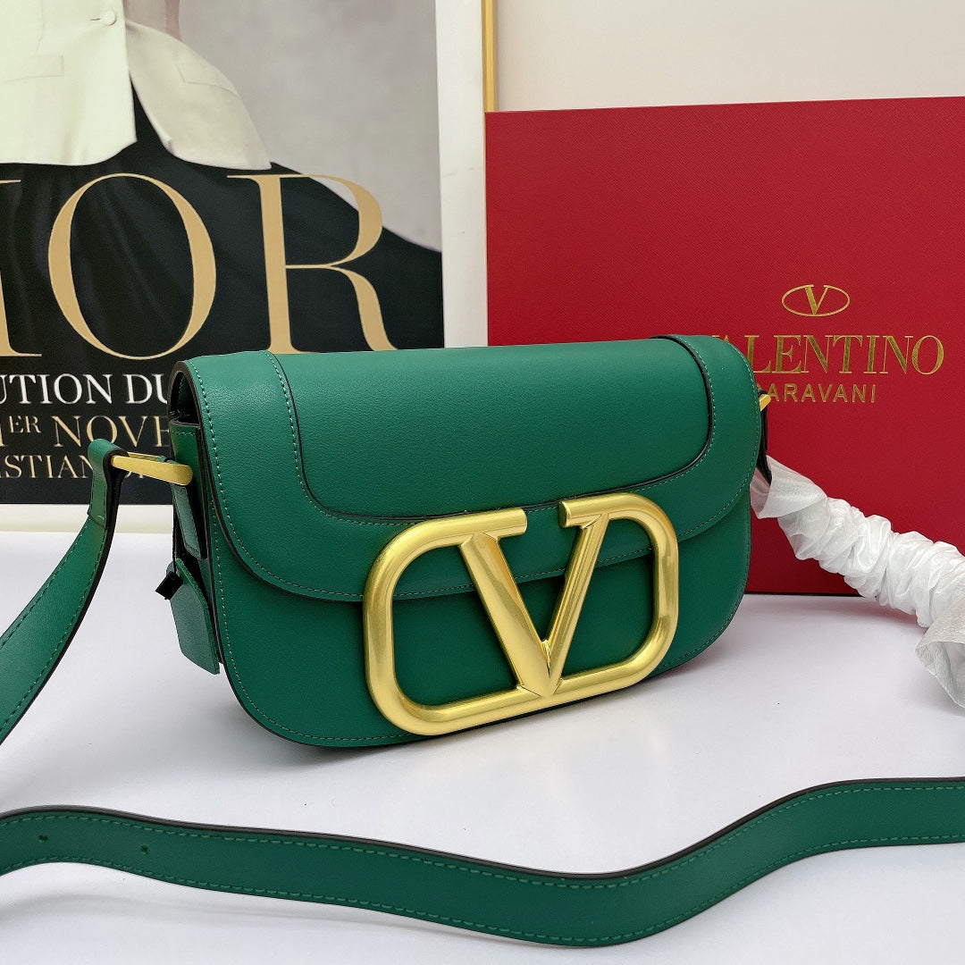 B5X111VL45 Popular  leather bag 