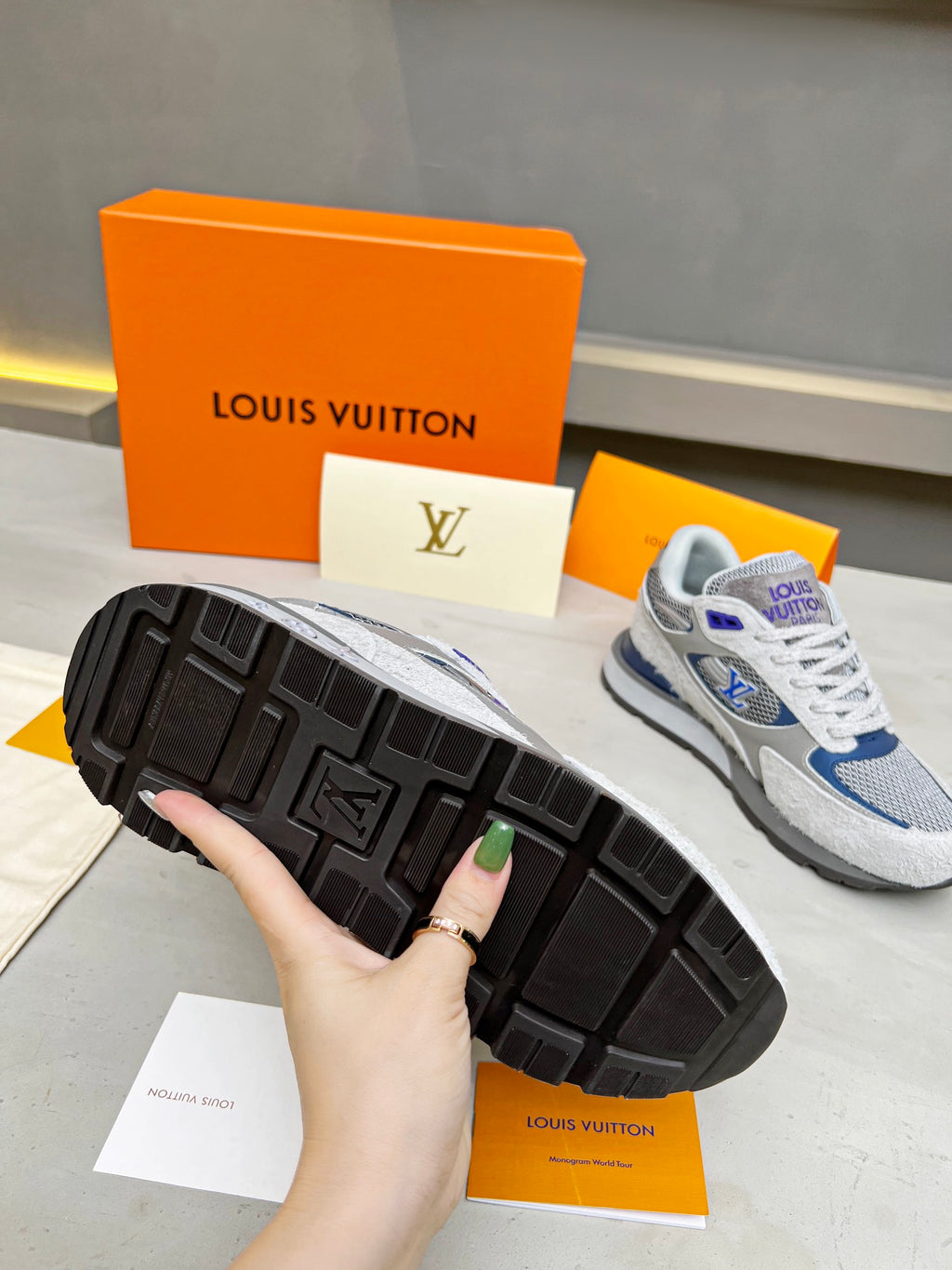 Z2Q105E228 Popular high-quality  Shoes