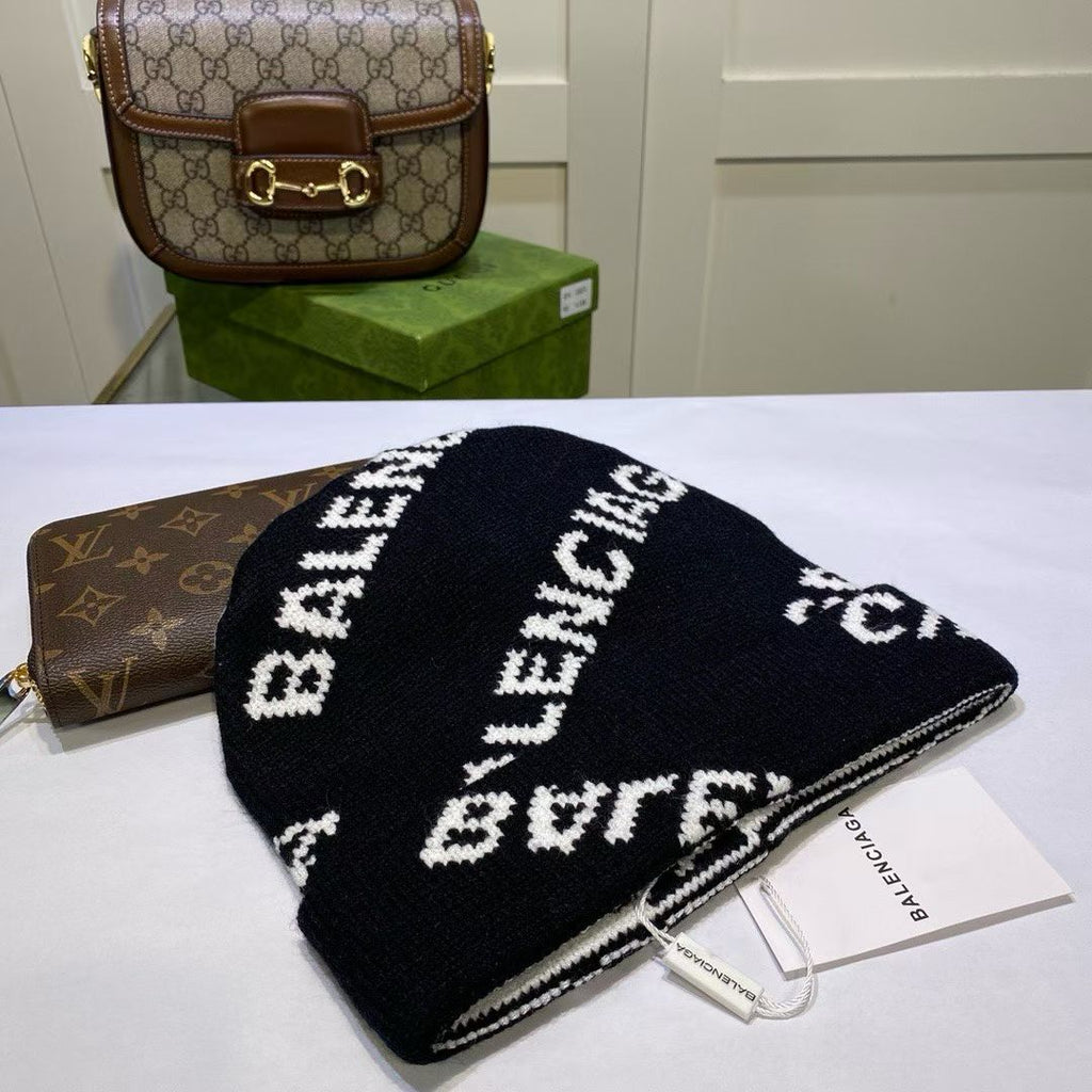 M1R86J97 Popular hats