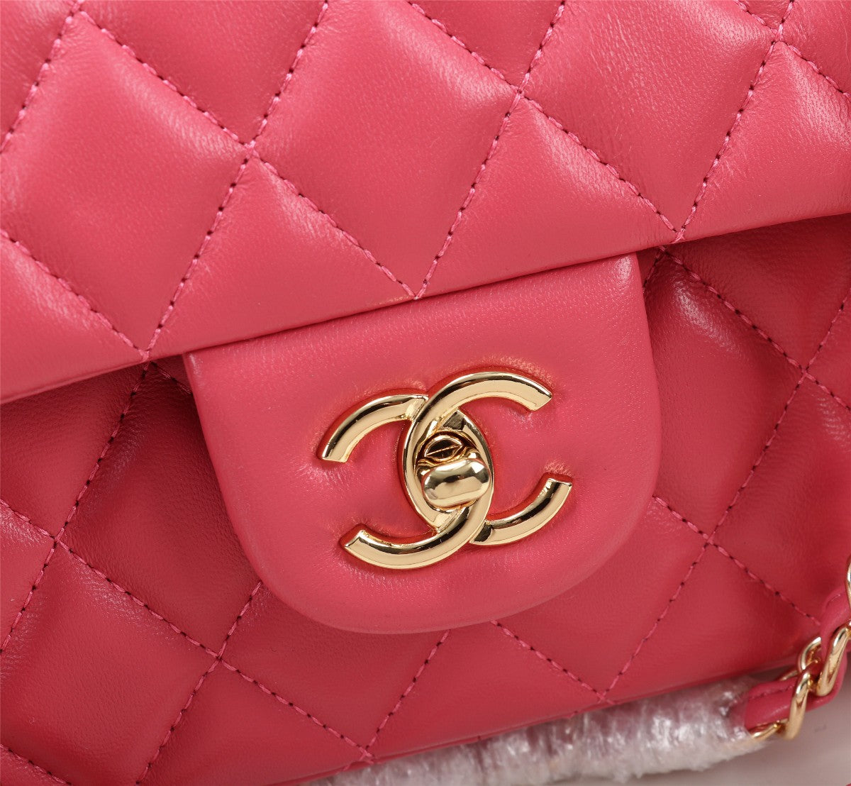 B1X43C97 Popular  leather bag 