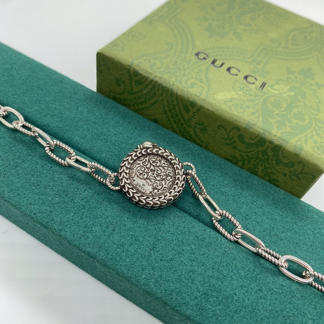 X1R75B40X Popular    Necklaces . Bracelets