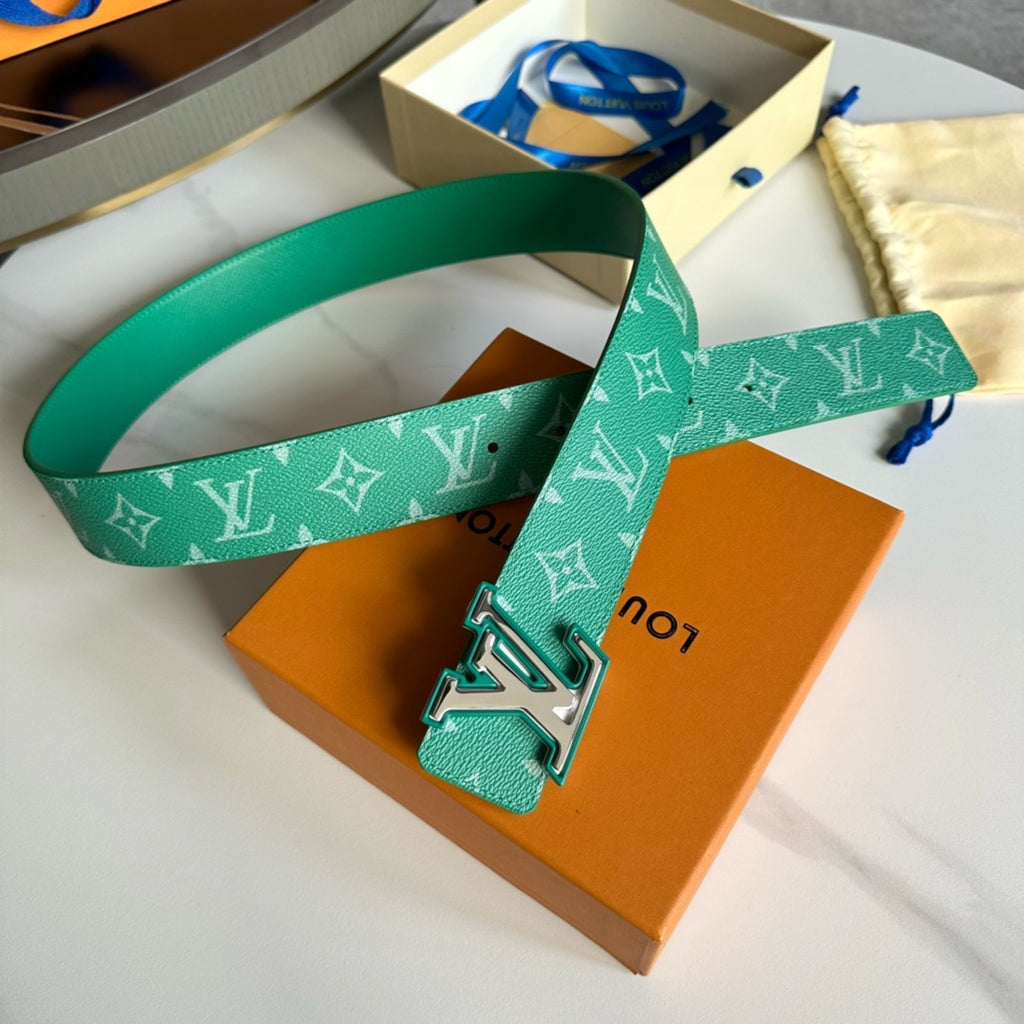 P1Q64E59 Popular  High quality belt With full package
