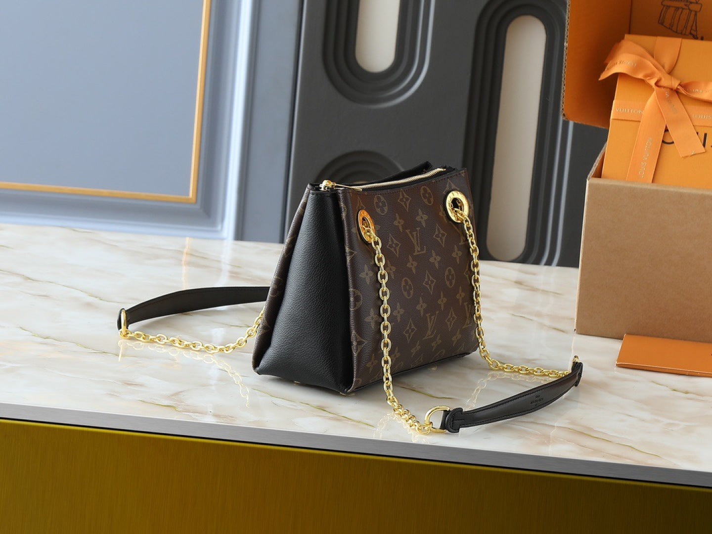 B1P36E75 Popular leather bag