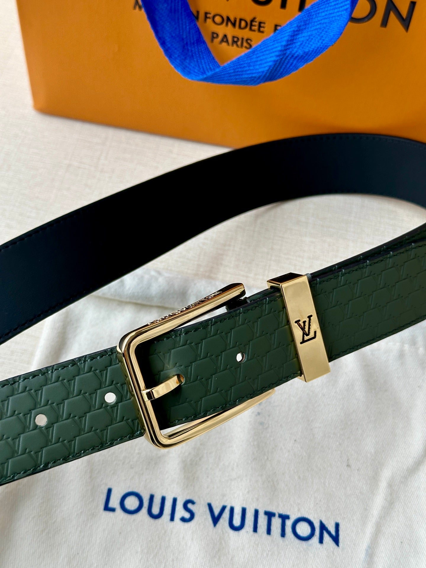 P1R55E222 Popular  High quality belt With full package