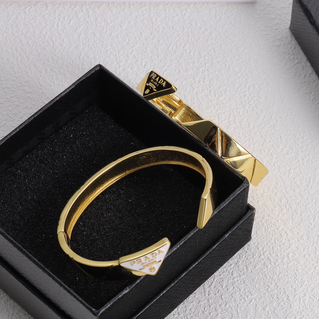 X1Y83PD67K  Popular Bracelets