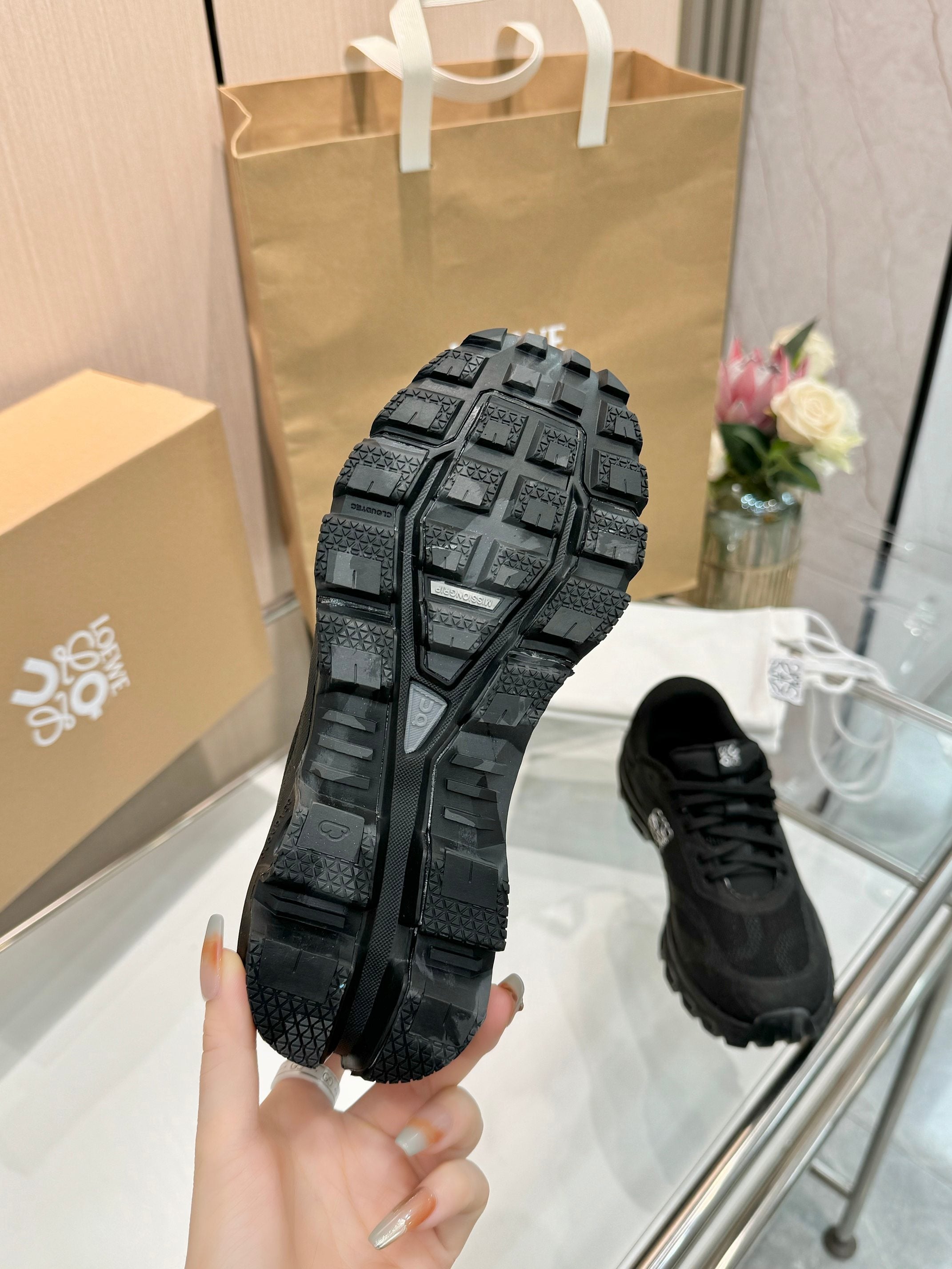 Z2Q95A181  Popular high-quality Shoes