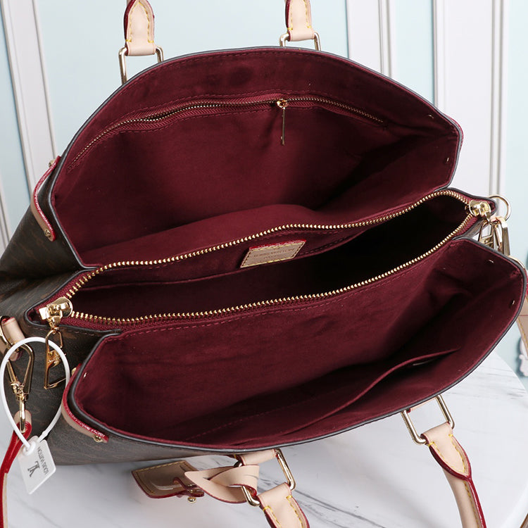 B1X31E12 Popular leather bag 