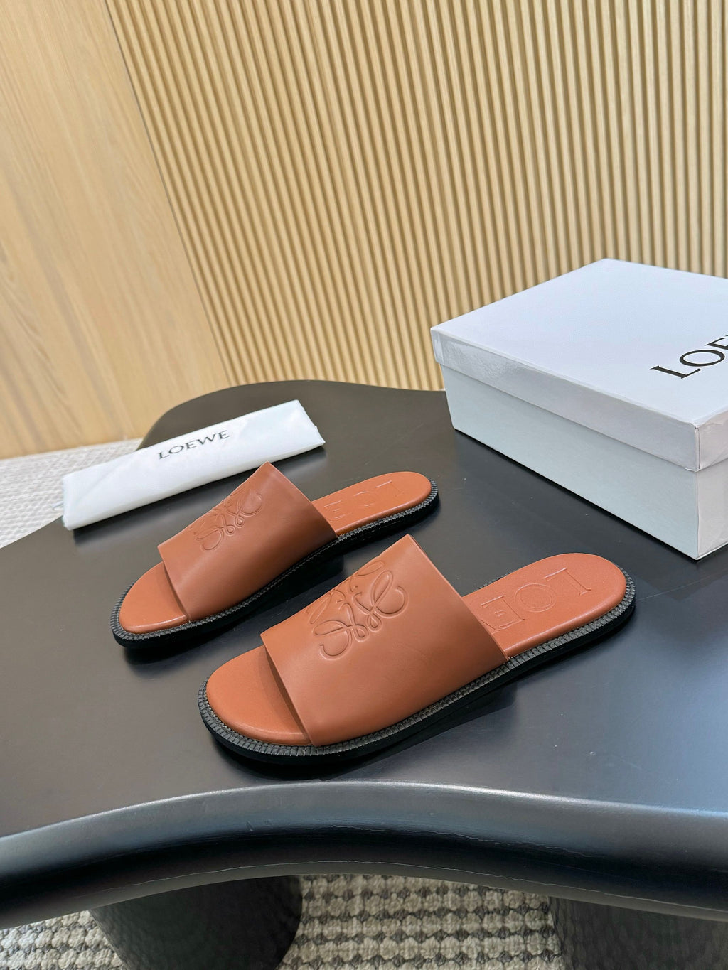 Z2R66A18 Popular high-quality leather shoes