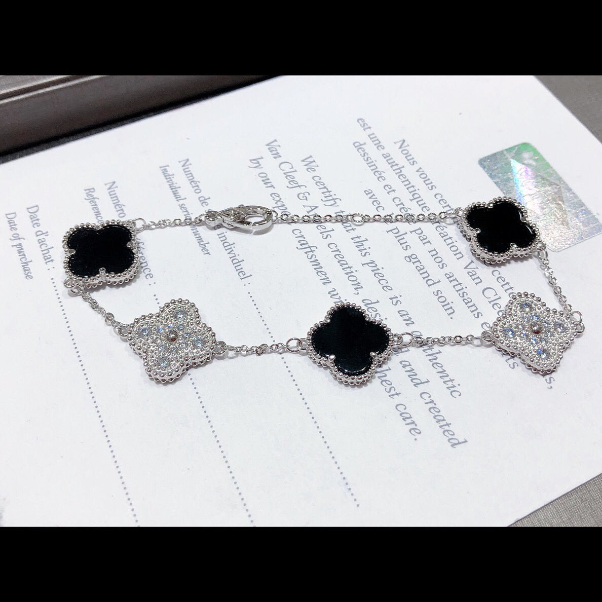 X5X53VA179K  Popular bracelets 5 flowers normal size1.5cm flower