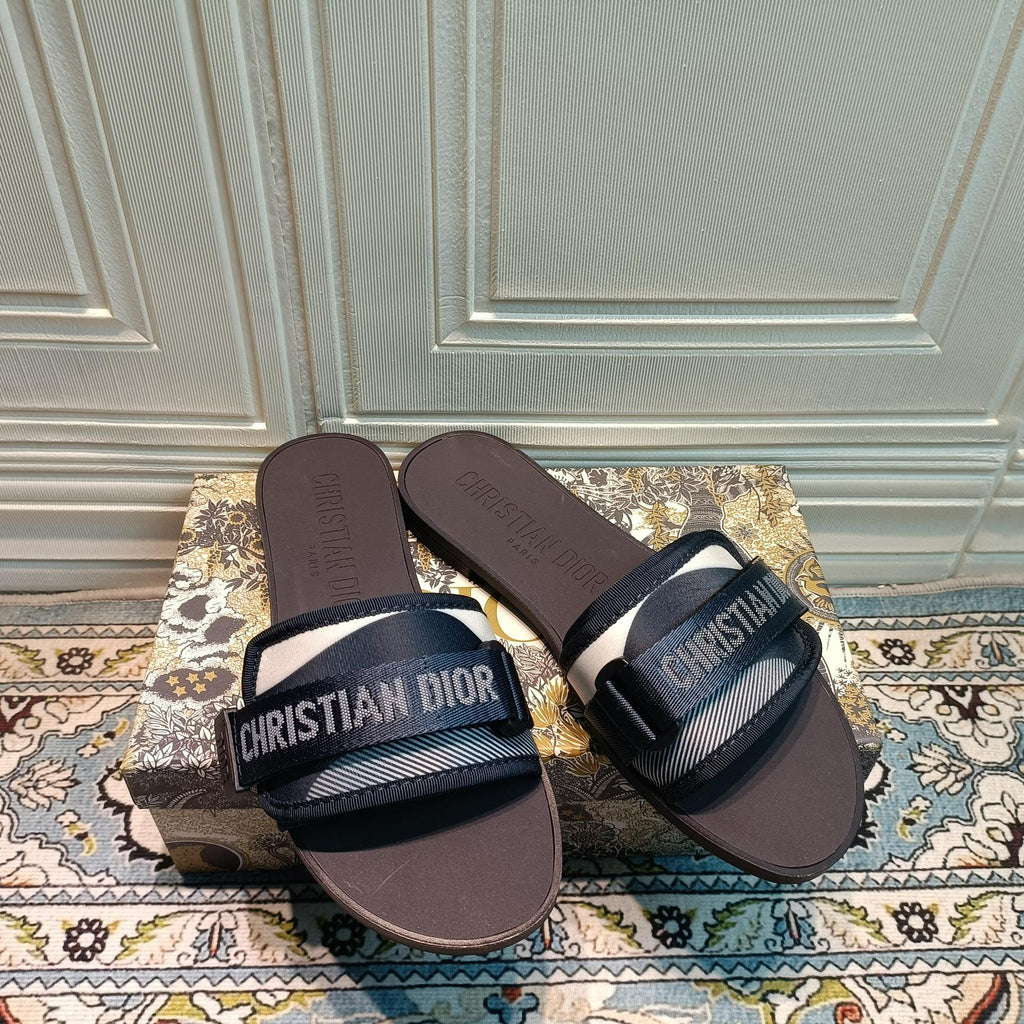 Z1ZD20 Popular Slippers