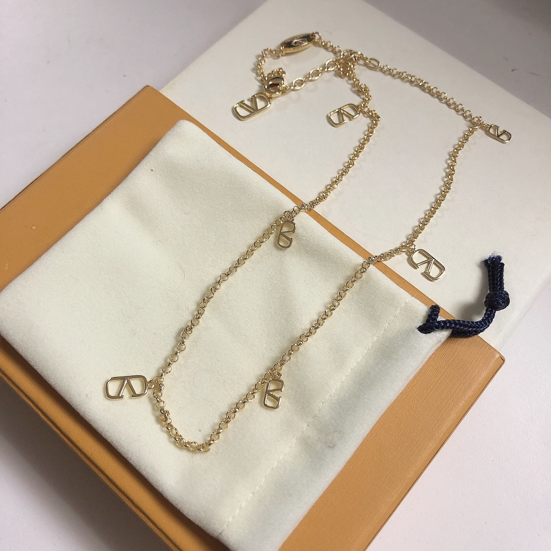 X1N46VL3X Popular Necklaces