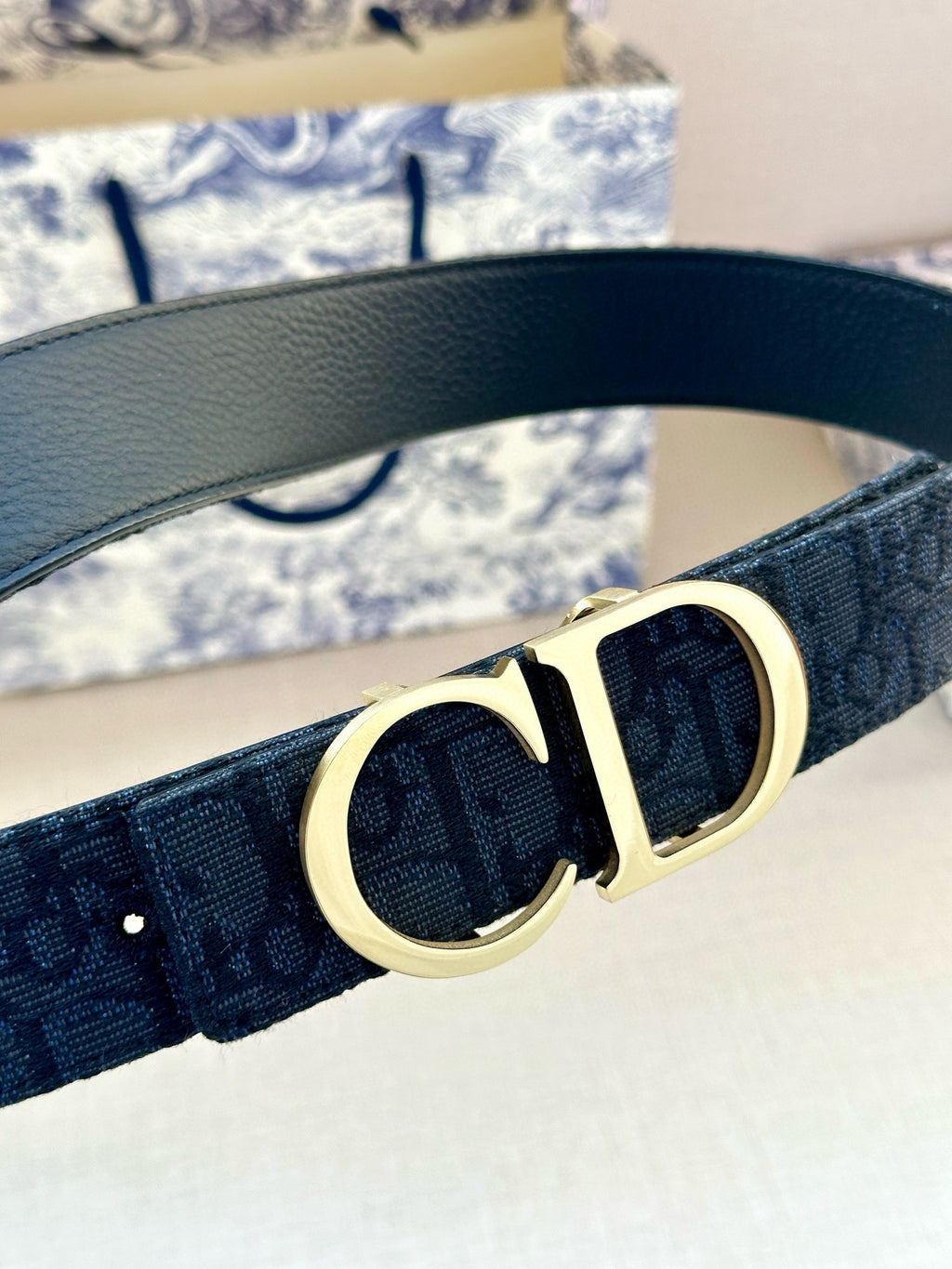 P1R55D206 Popular   High quality belt With full package