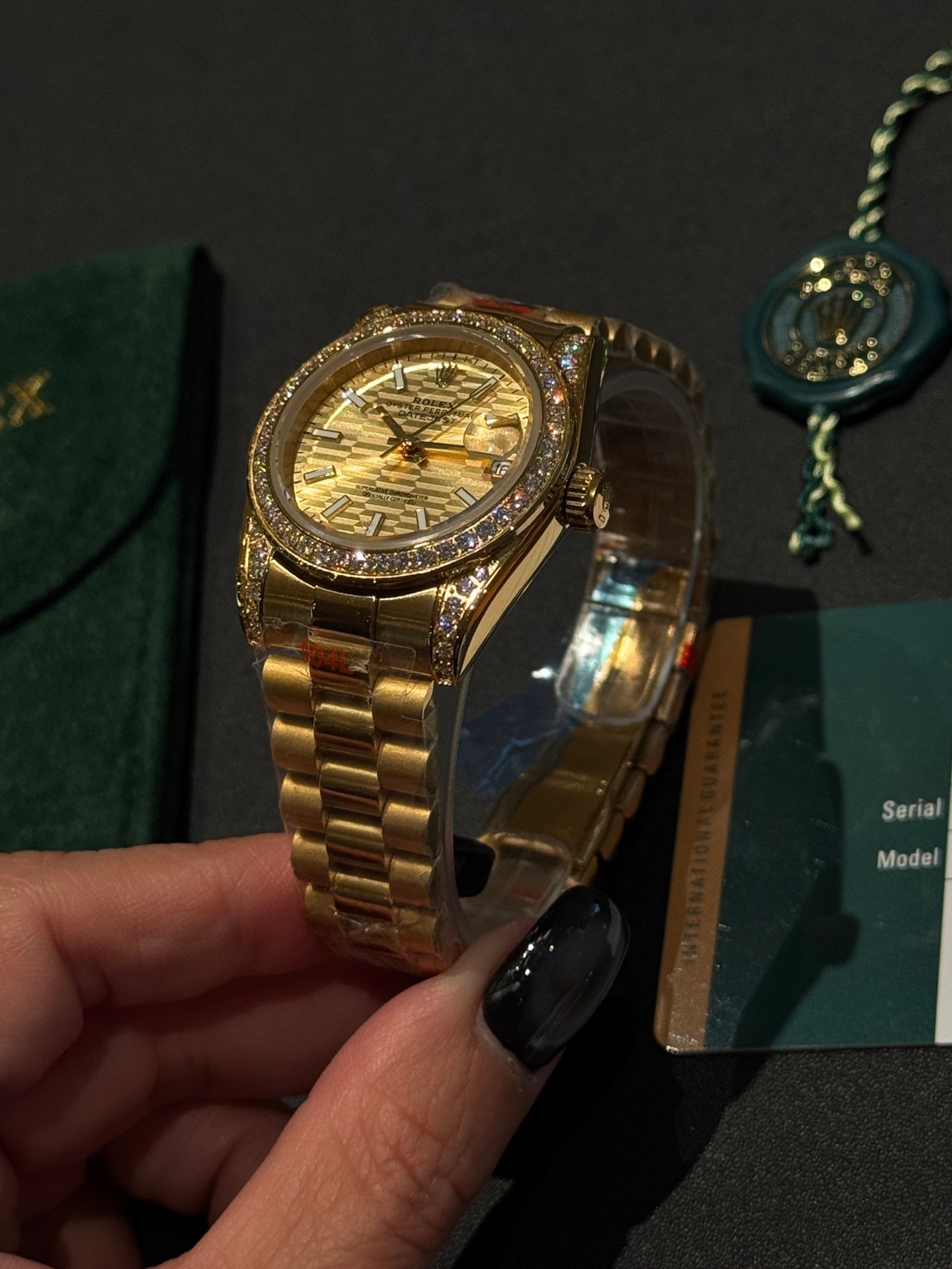 L1R36L15 Popular Watches