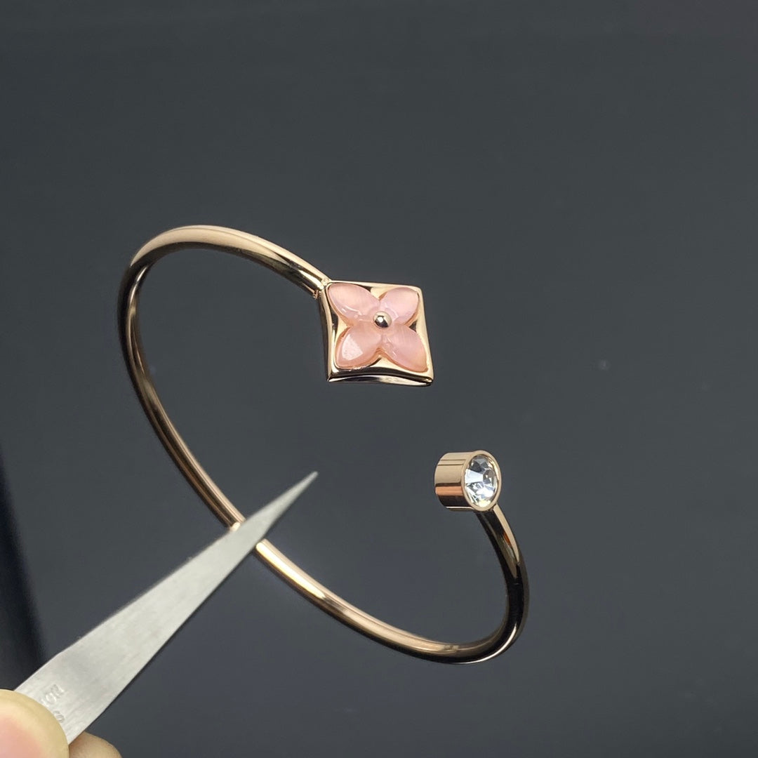 X1Q85E52K  Popular Bracelets