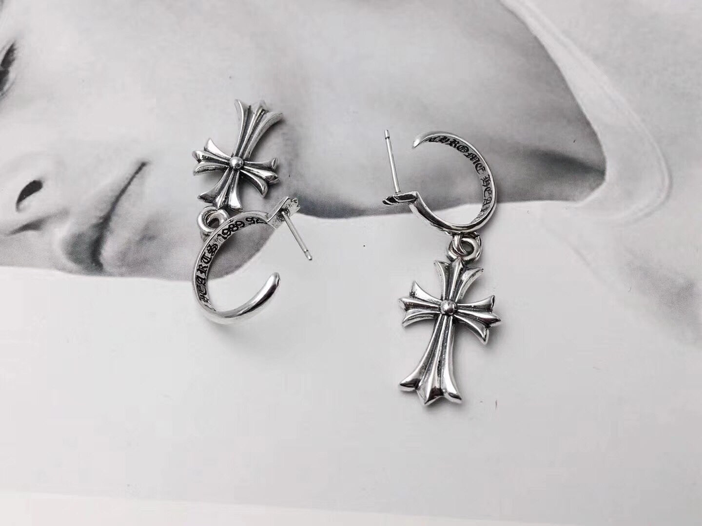 X1Q45A2E Popular  Earrings