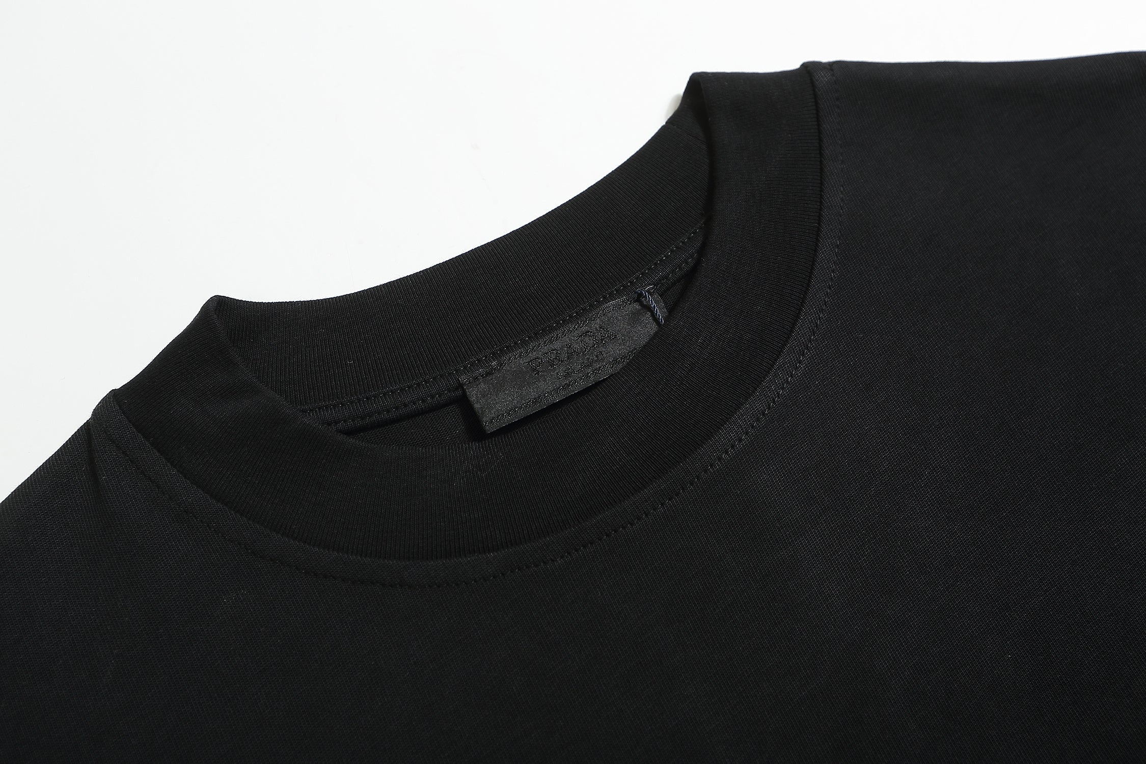 U1Z85PD133 Popular Sweaters