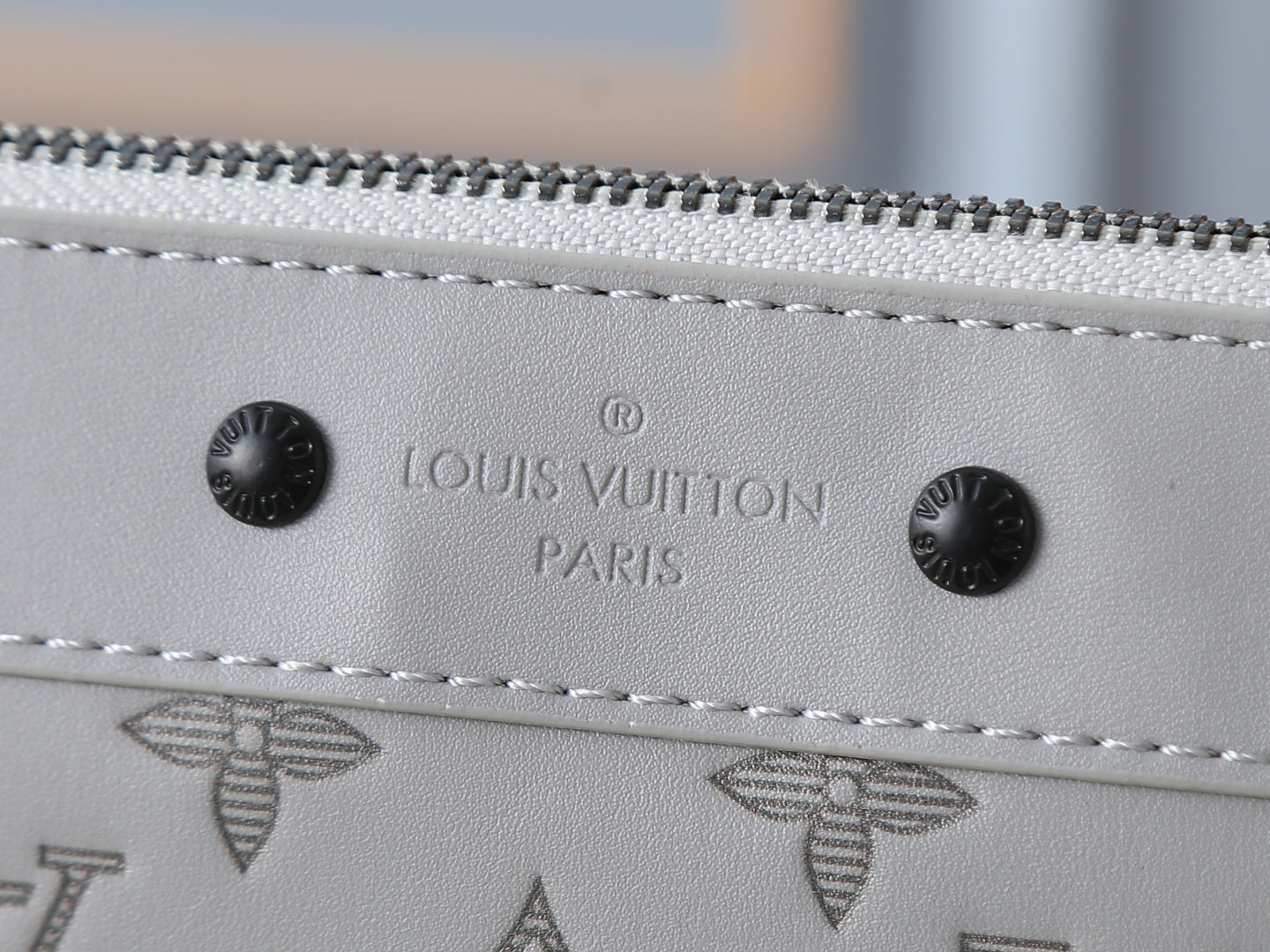 B1R76E55 Popular  bag