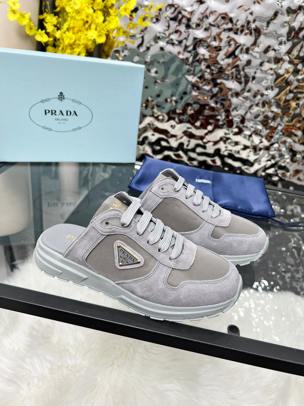 Z2Q95P96 Popular high-quality shoes