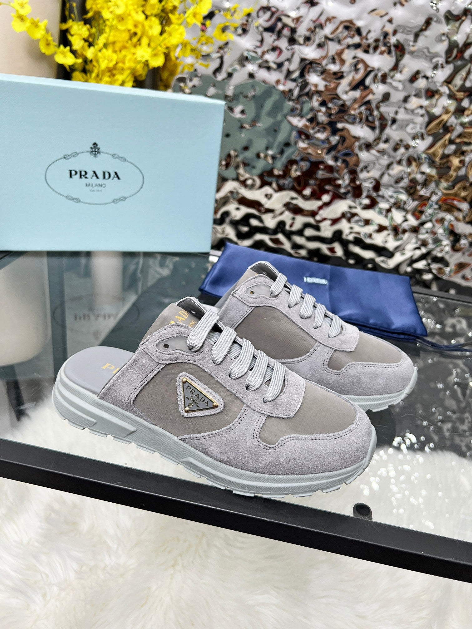 Z2Q95P96 Popular high-quality shoes