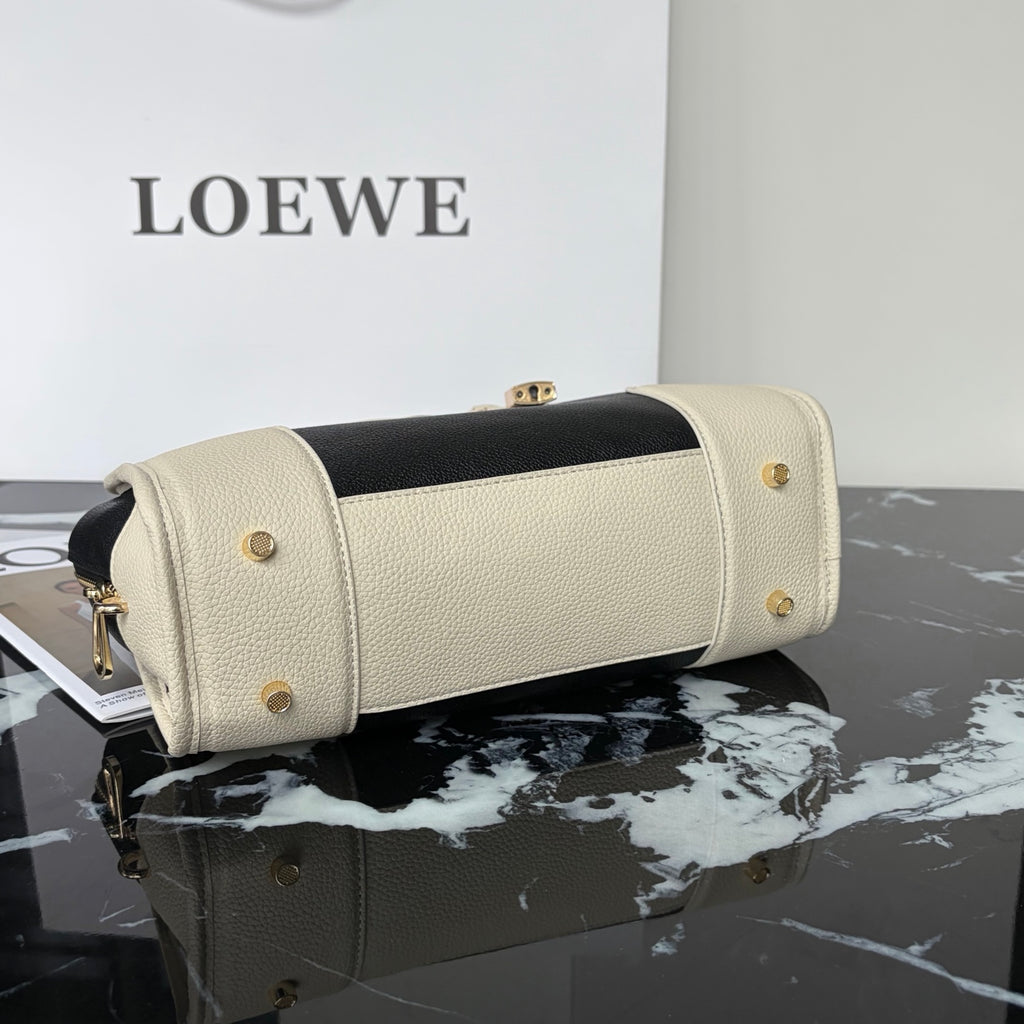 B1R66A12 Popular leather bag