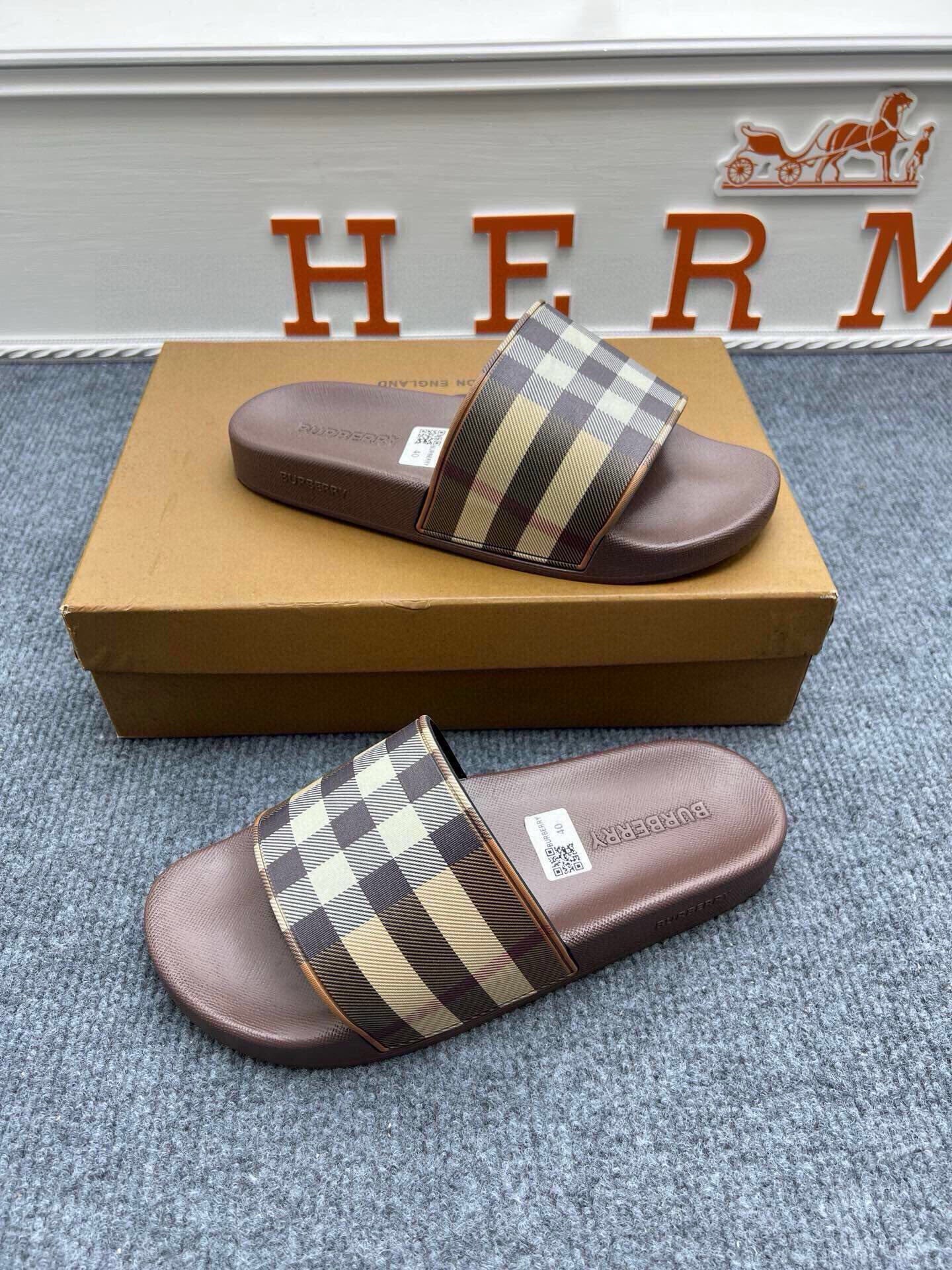 Z5Z35R253 Popular Slippers