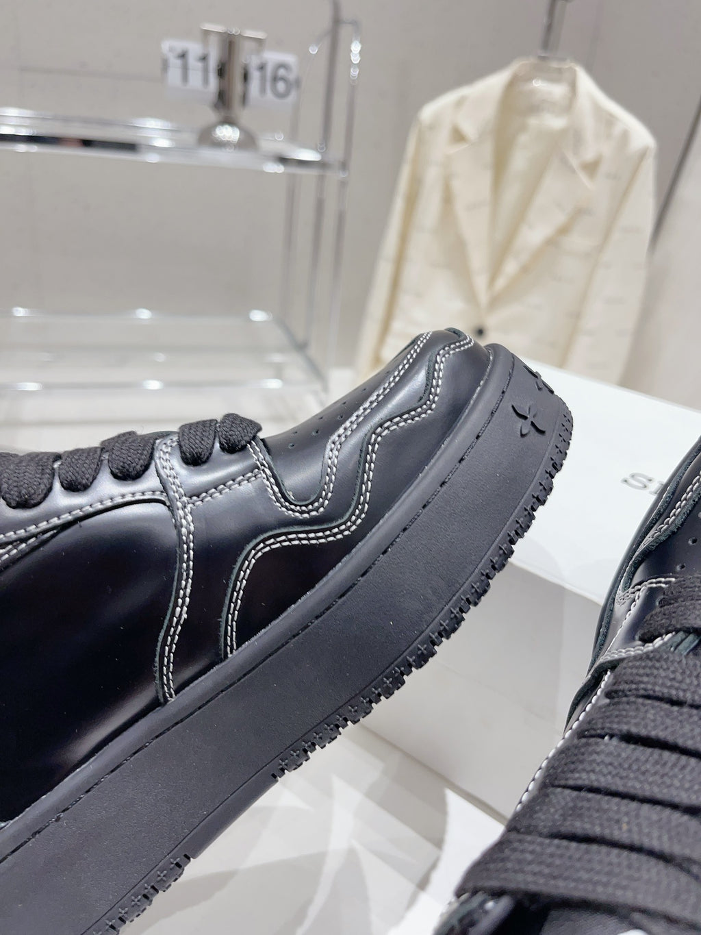 Z1Q105A345 Popular  Shoes