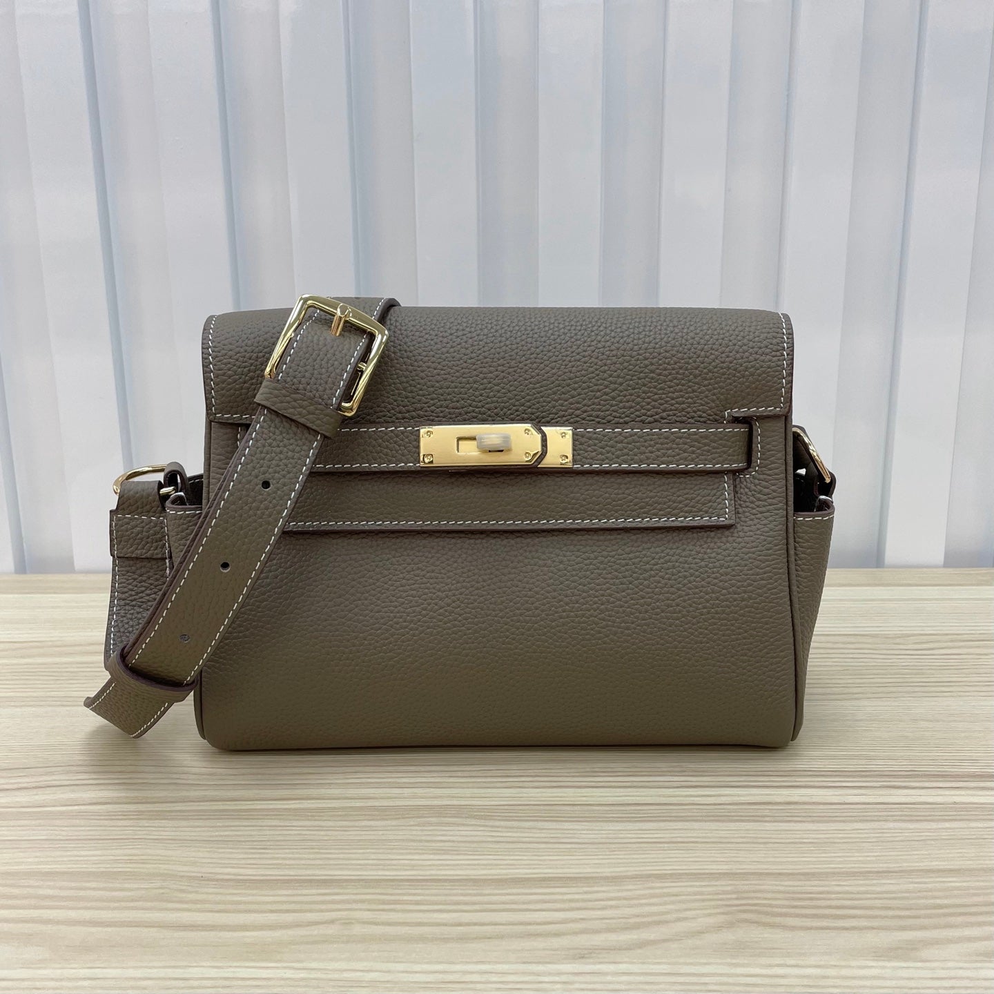 B1R15H4 Popular   leather bag