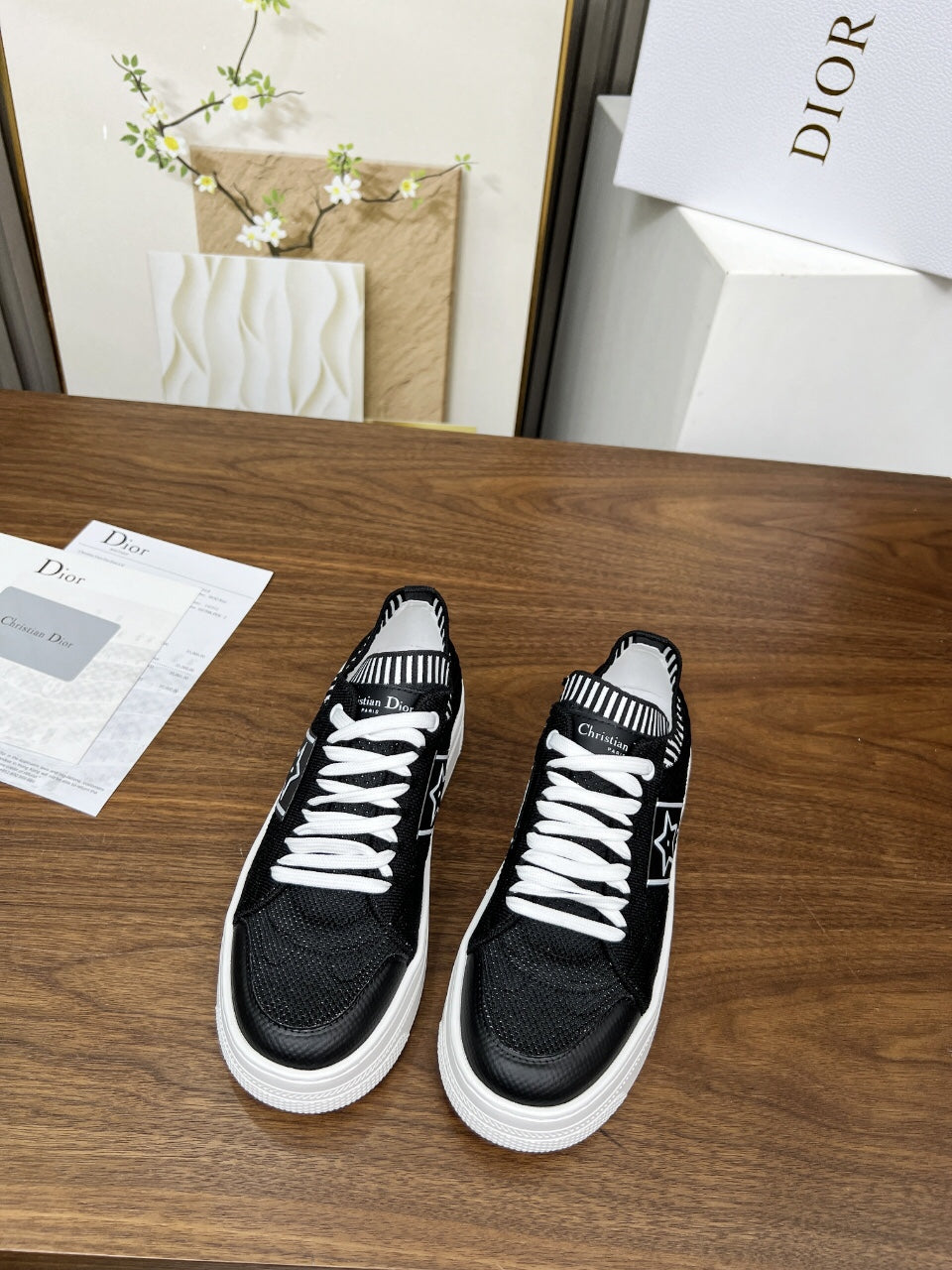 Z2Q105D310 Popular high-quality Shoes
