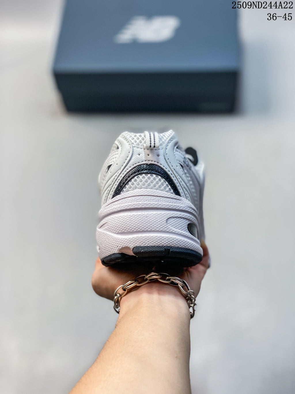 Z4Q95A68 Popular Shoes