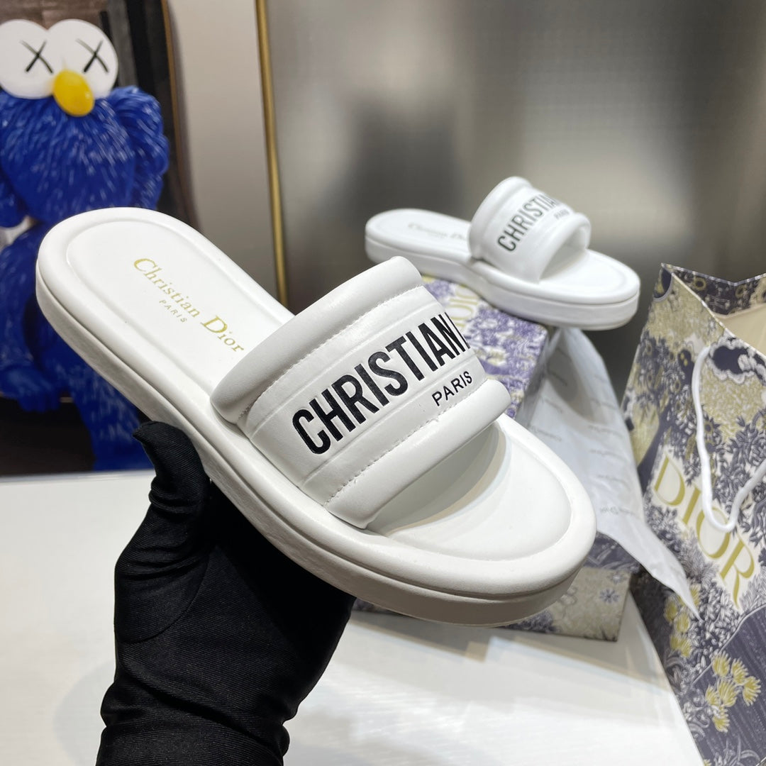 Z1Z54D76 Popular slippers