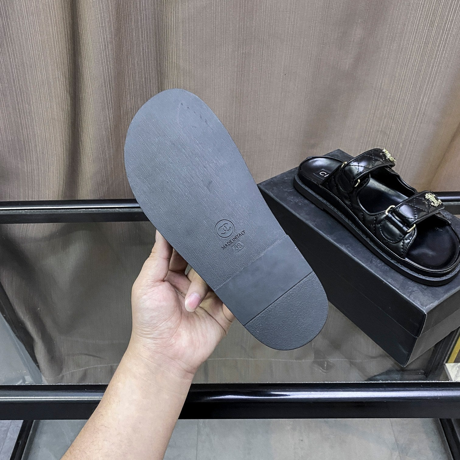 Z1Z54C75 Popular Slippers