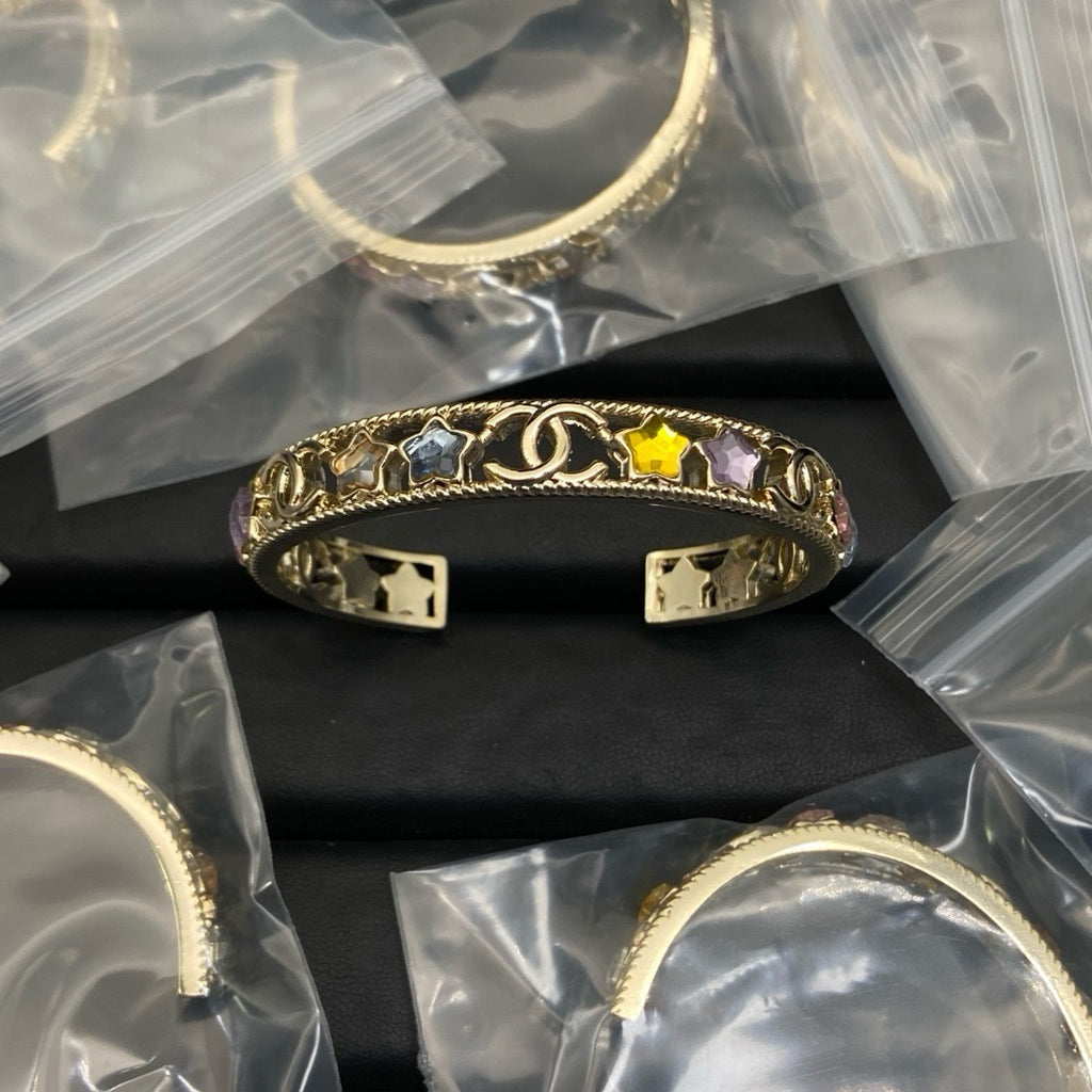 X1Q85C36K  Popular Bracelets