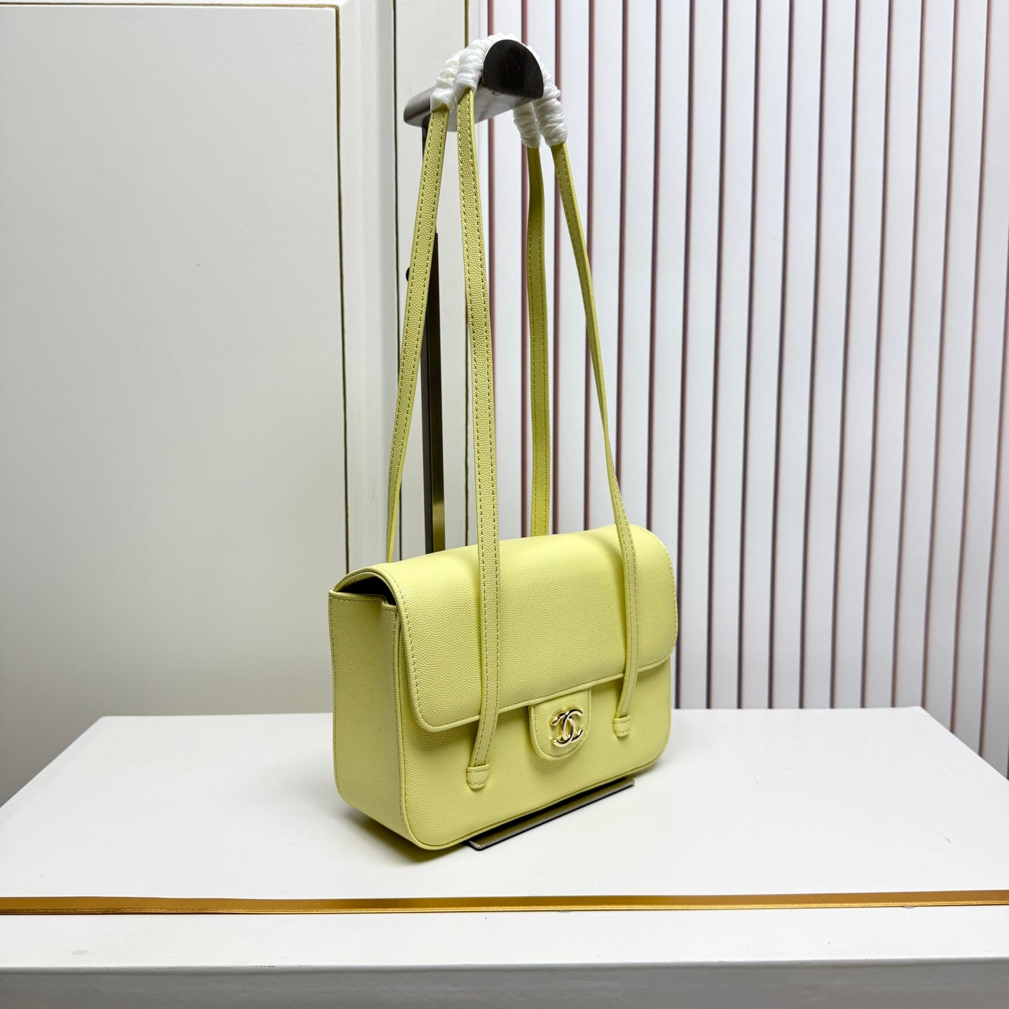 B1X46C2 Popular leather bag