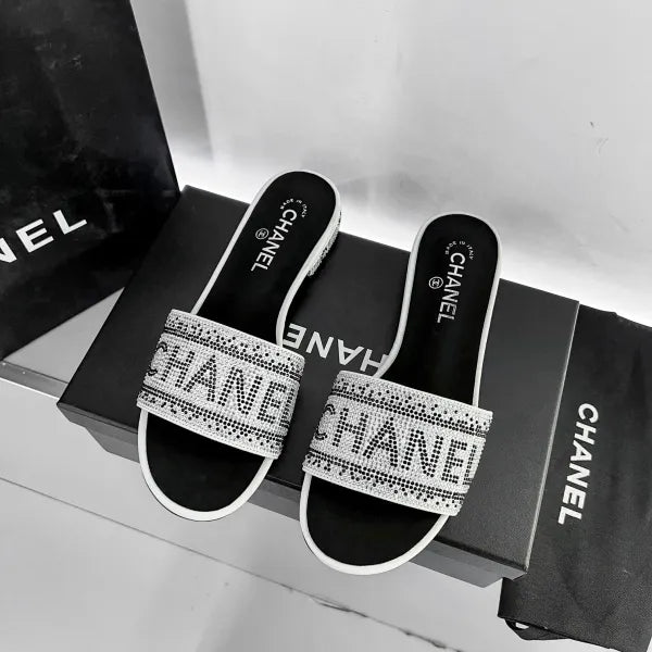 Z14C57 Popular sandals