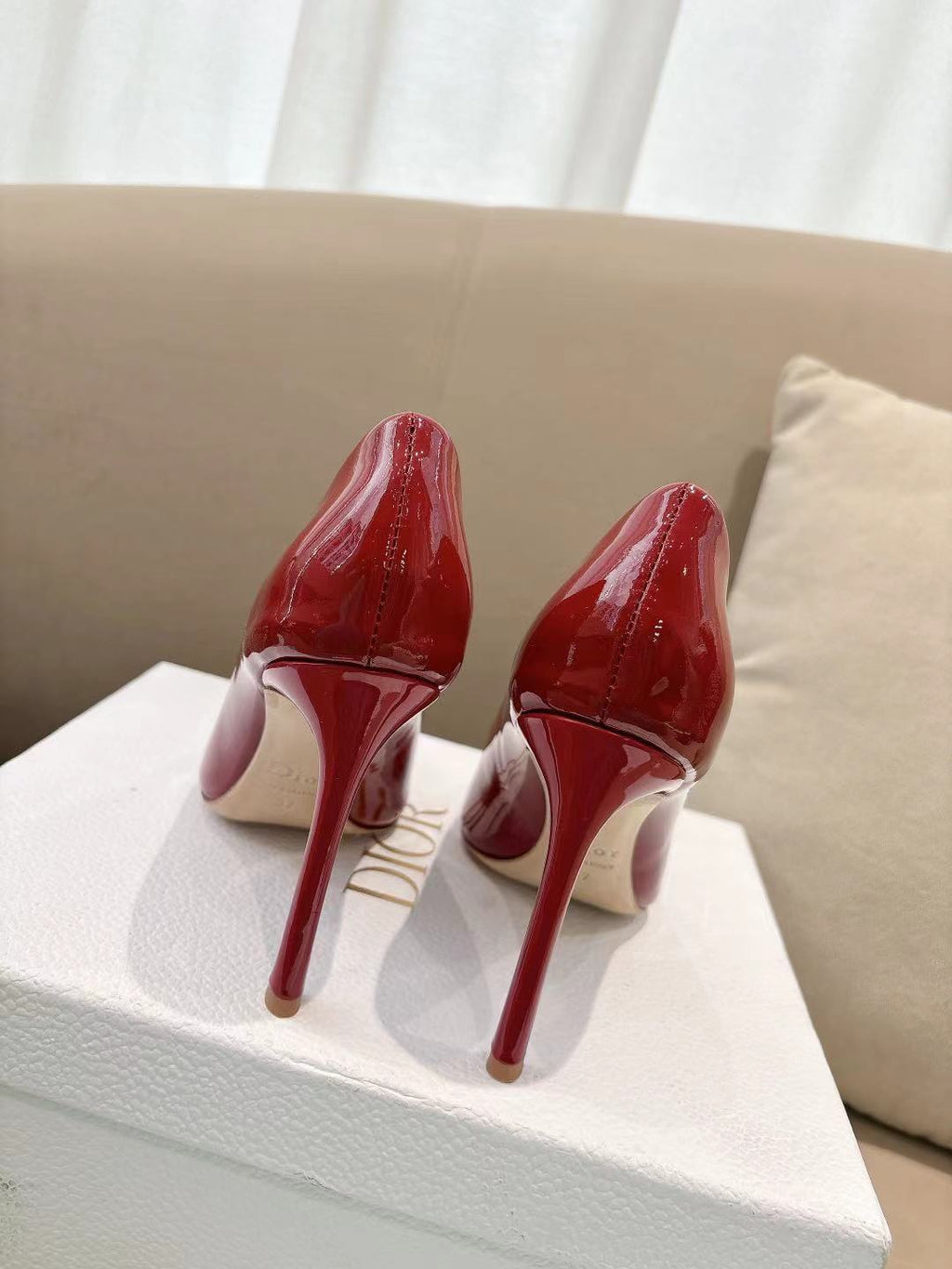 Z2Q95D125 Popular high-quality leather Shoes