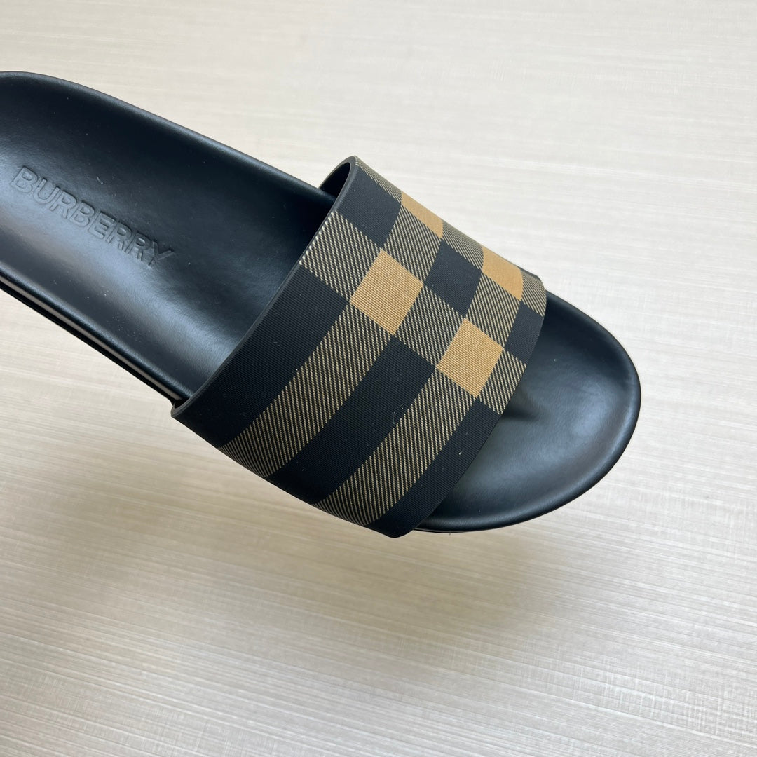 Z5ZR119 Popular slippers