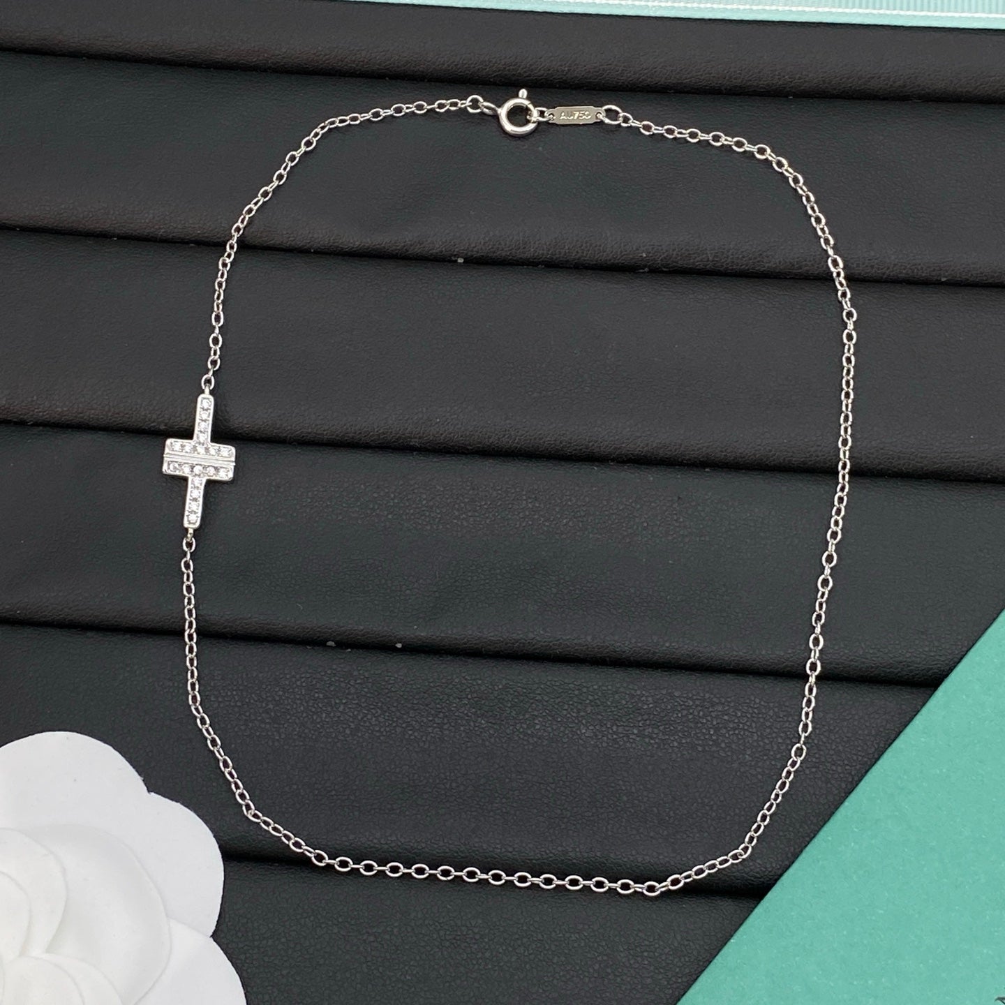 X1Q85T20X Popular Necklace