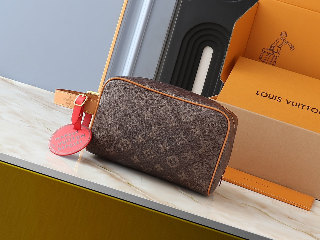 B1R15E69  Popular   leather bag