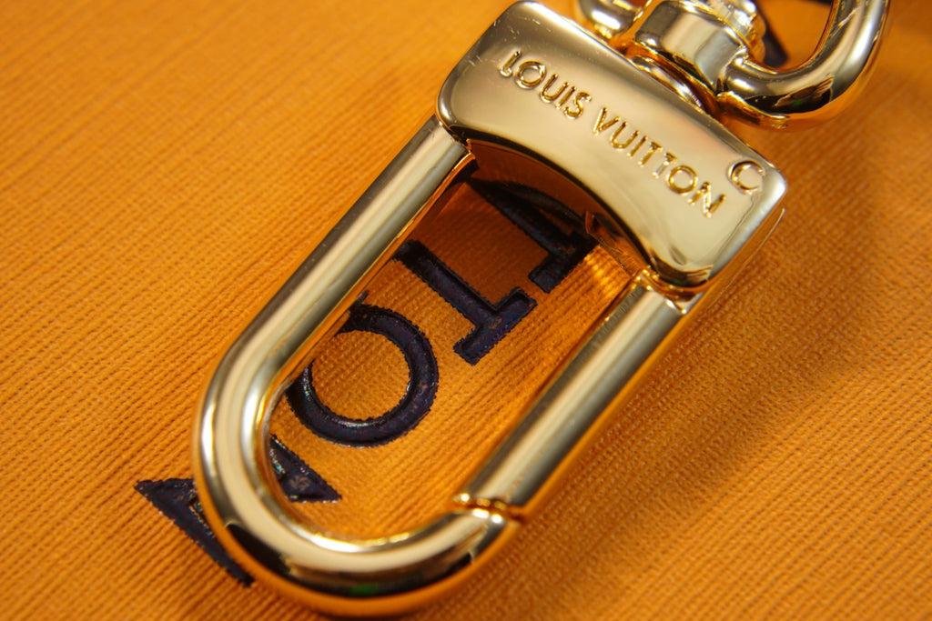 A1Z124E91  Popular key closure