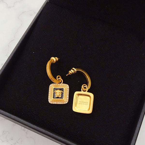 X1A50V25E  Popular Earrings