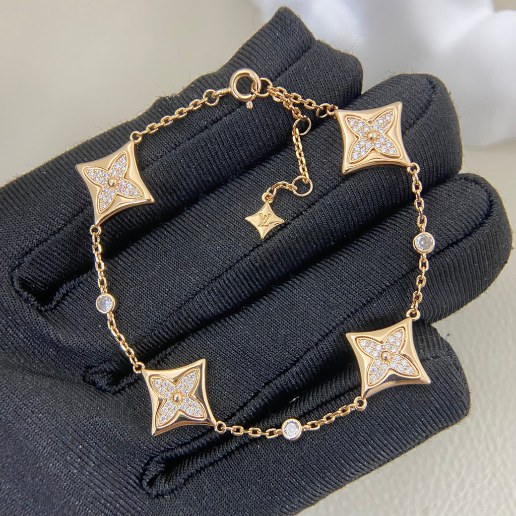 X5N76E16E Popular  Earrings, Bracelets