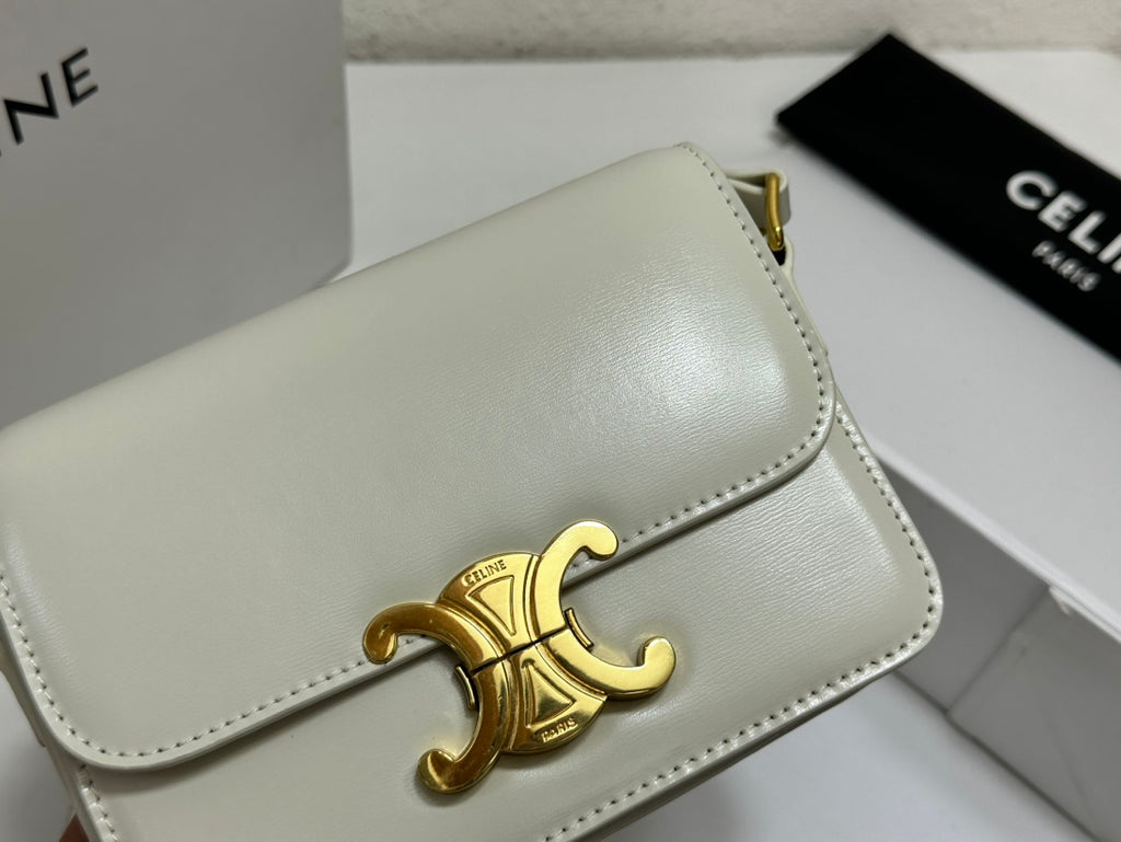 B1W25N61 Popular   leather bag