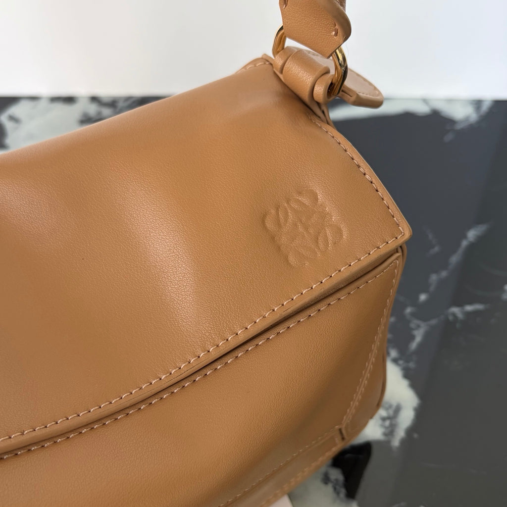 B1R66A16 Popular leather bag