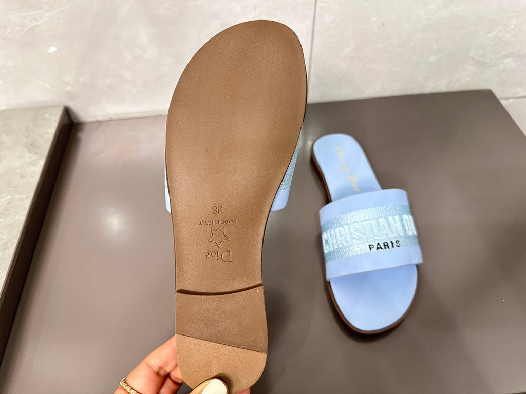 Z1ZD32 Popular slippers