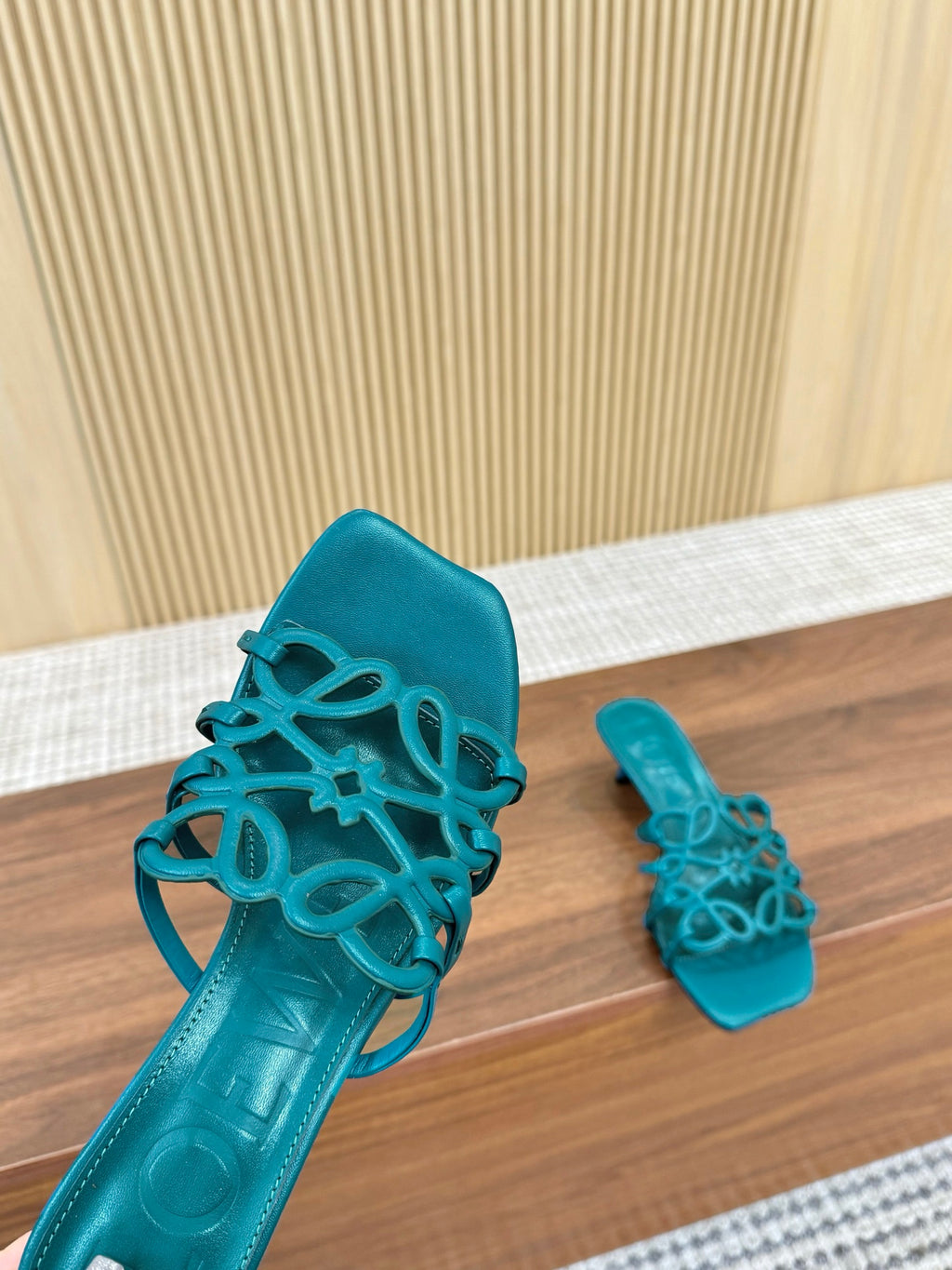 Z2X66A21 Popular high-quality leather Shoes