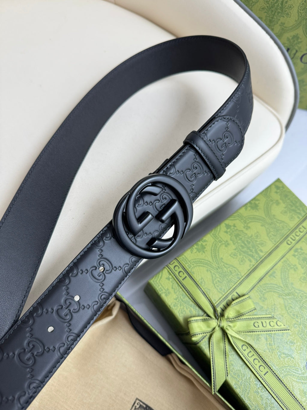 P1R55B241 Popular  High quality belt With full package